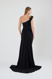 TAŞLI TEK KOL YIRTMAÇLI MİNİ ETEKLI YIRTMAÇLI ABİYE ELBİSE