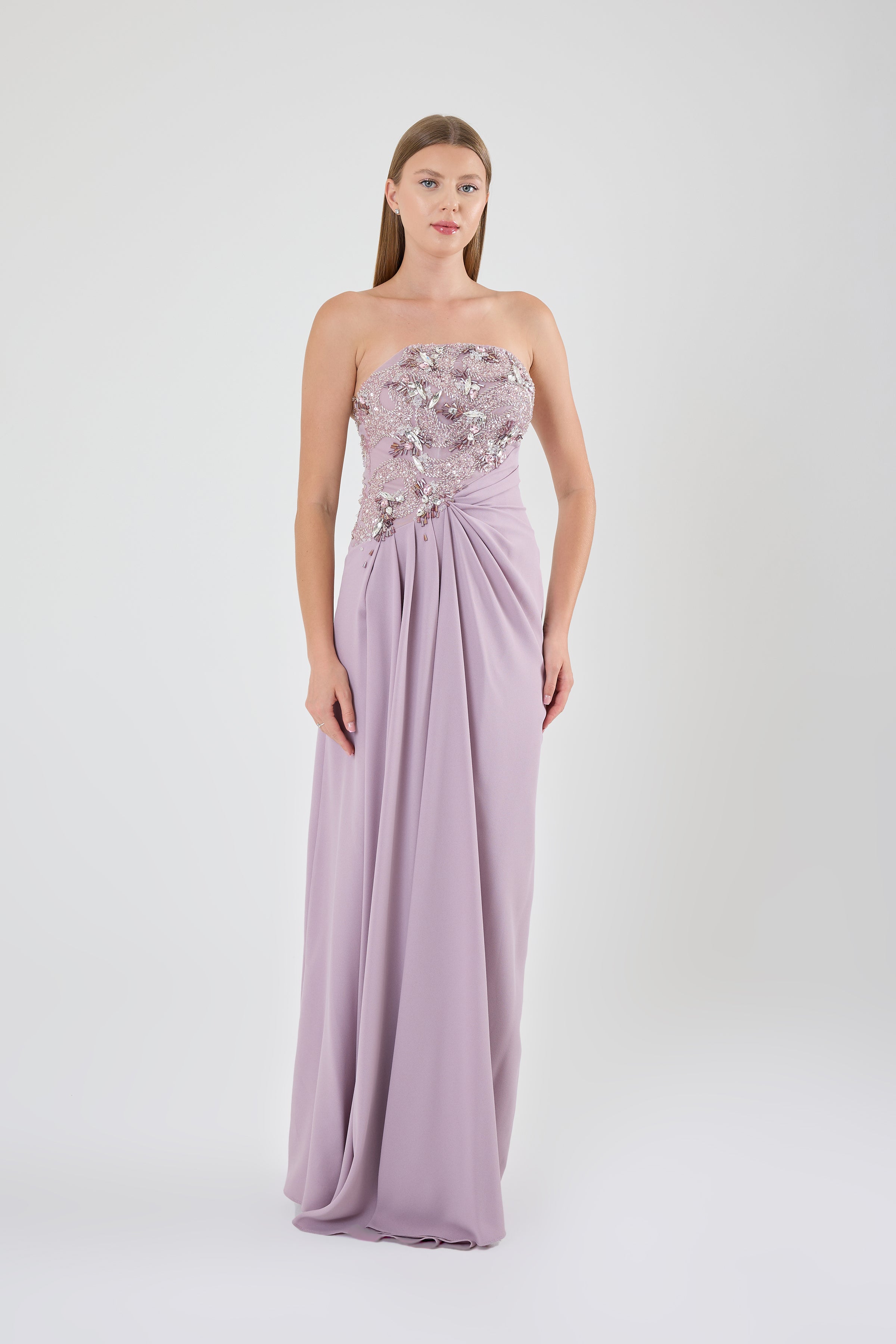 KADIN ABİYE STRAPLEZ TAŞ İŞLEME DETAYLI UZUN ELBİSE