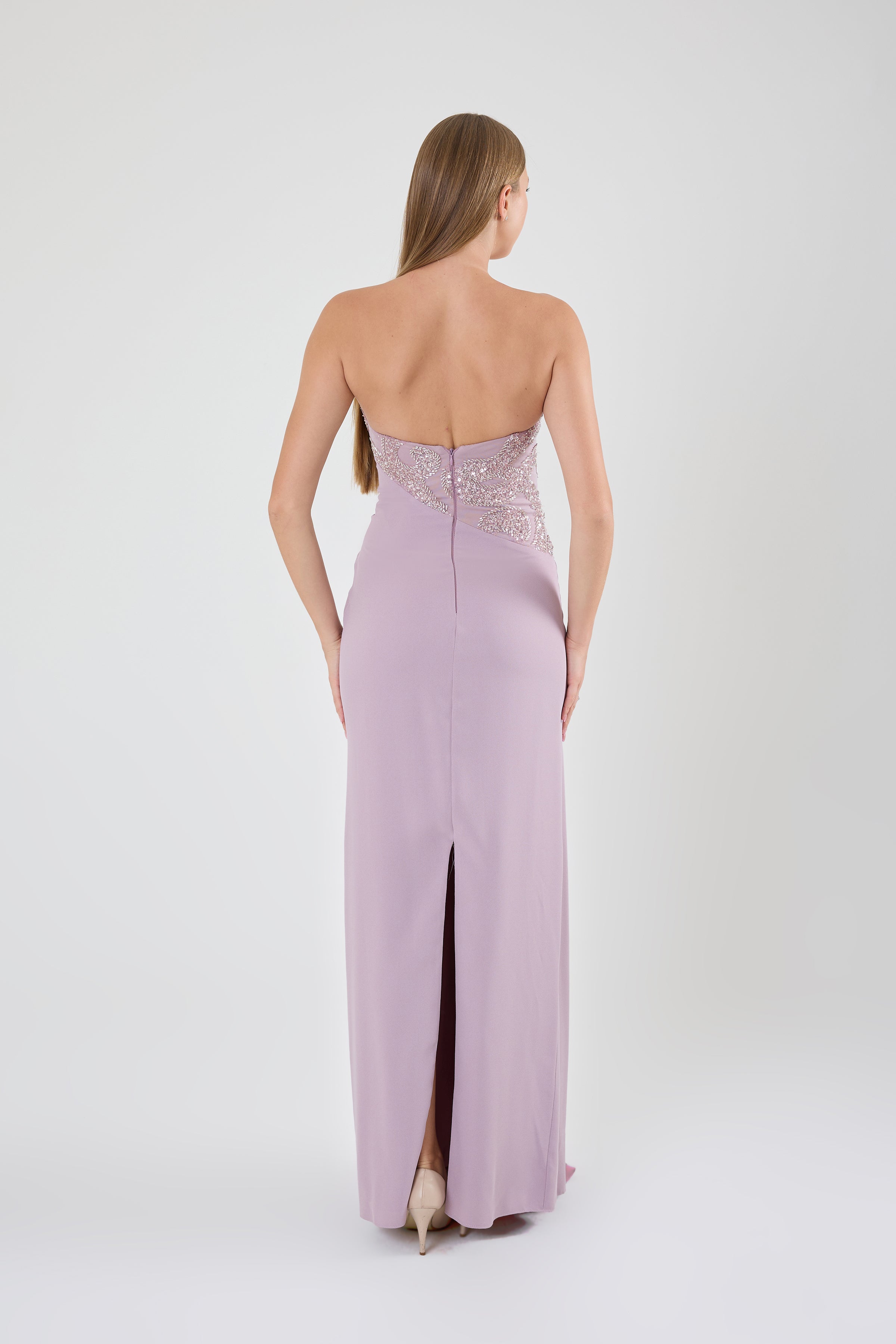 KADIN ABİYE STRAPLEZ TAŞ İŞLEME DETAYLI UZUN ELBİSE