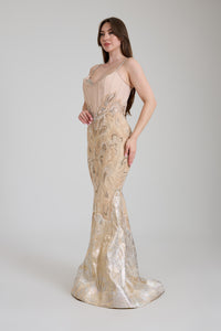 İNCE ASKILI İŞLEME DETAYLI UZUN ABİYE ELBİSE