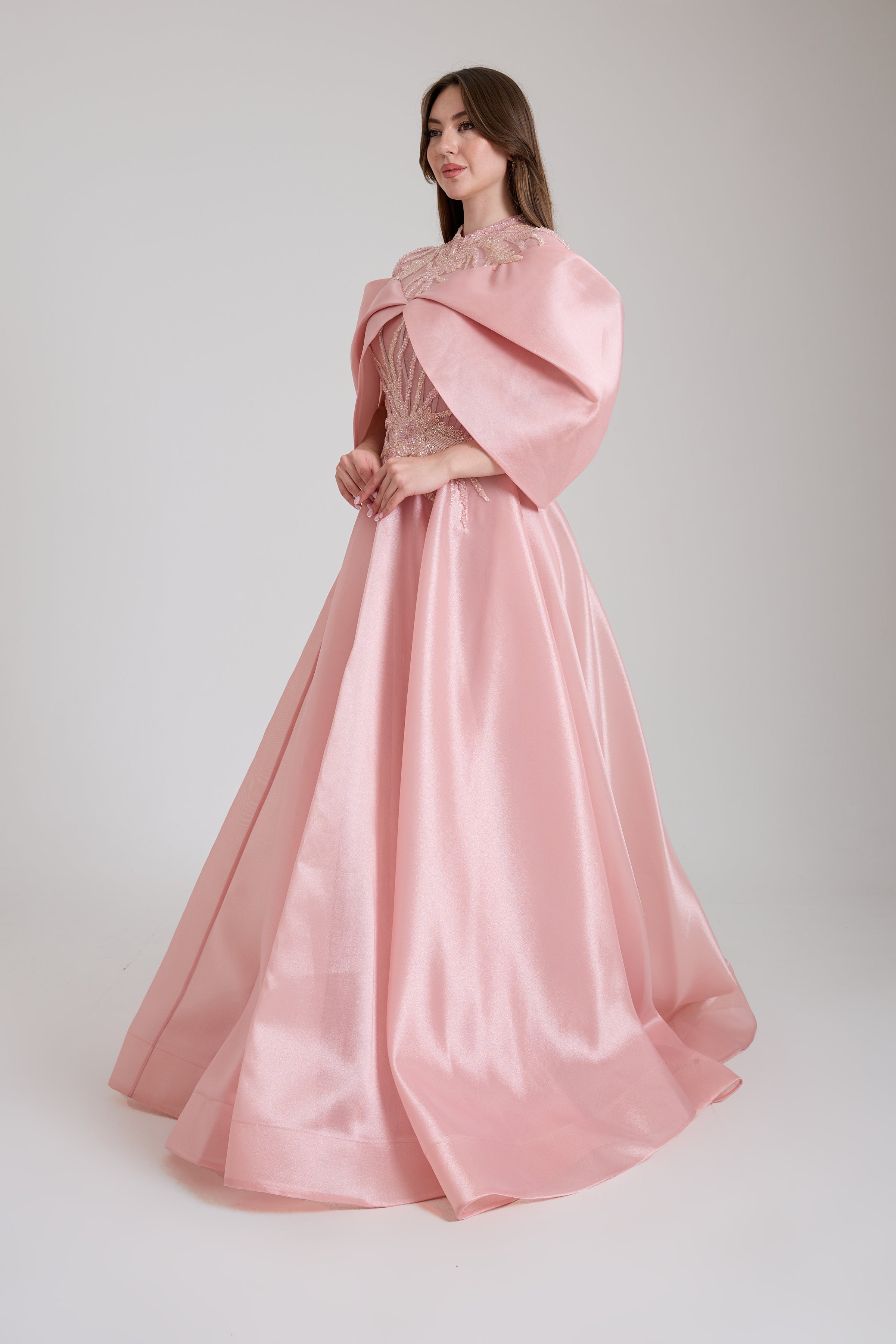 OMUZ DETAYLI TAŞ AKSESUARLI UZUN ABİYE ELBİSE