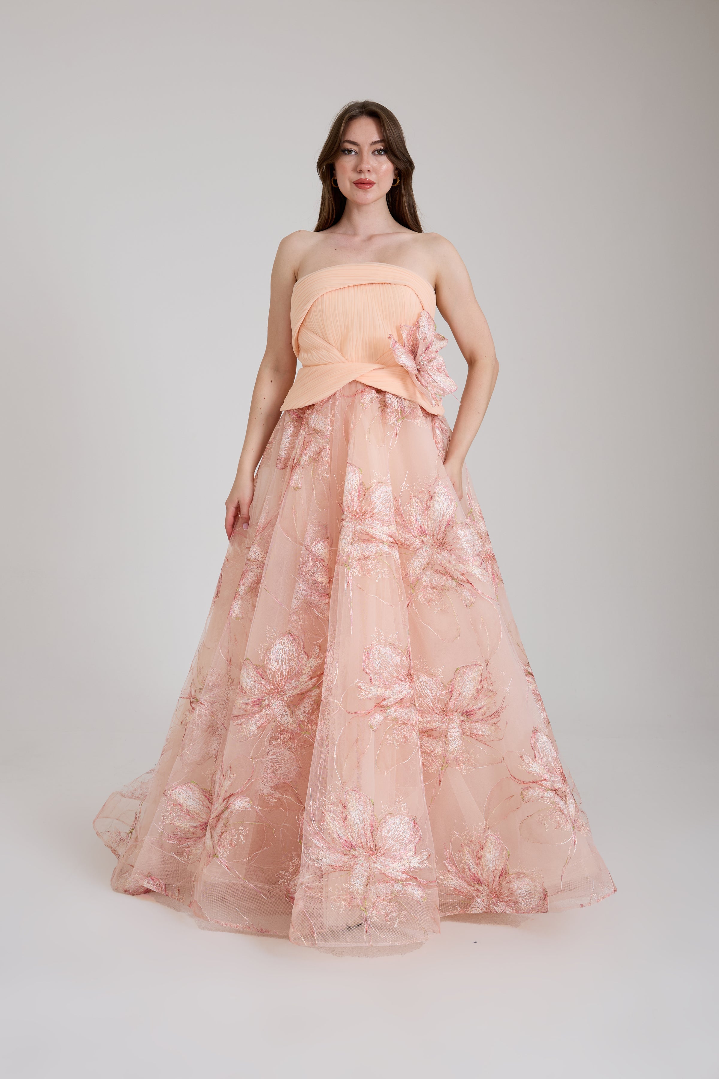 KADIN ÇİÇEK DESENLİ KABARIK KINA NİŞAN ABİYE