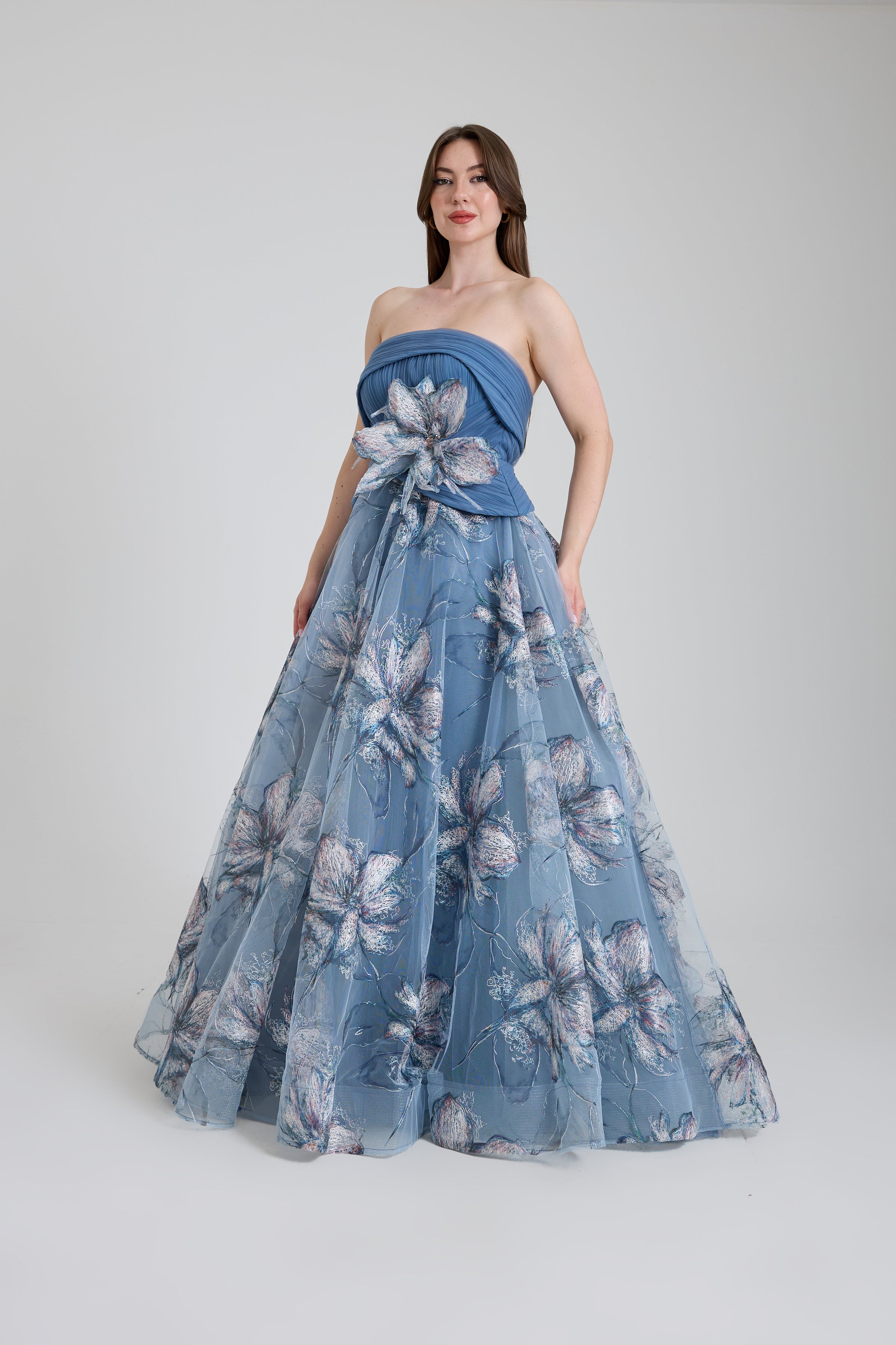 KADIN ÇİÇEK DESENLİ KABARIK KINA NİŞAN ABİYE