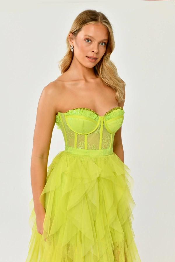 STRAPLEZ UZUN TRANSPARAN BEL DETAYLI YIRTMAÇLI ABİYE