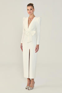 V YAKA FİYONK DETAYLI UZUN KOLLU MİDİ BOY YIRTMAÇLI  ABİYE