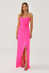 STRAPLEZ SATEN DEGAJE YAKA UZUN YIRTMAÇLI UZUN ABİYE