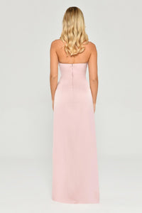 STRAPLEZ SATEN DEGAJE YAKA UZUN YIRTMAÇLI UZUN ABİYE