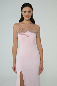 STRAPLEZ ASİMETRİK YAKA TAŞ DETAYLI YIRTMAÇLI UZUN ABİYE