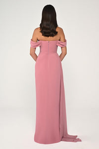 STRAPLEZ YAKA DÜŞÜK KOL YIRTMAÇLI UZUN ŞİFON ABİYE