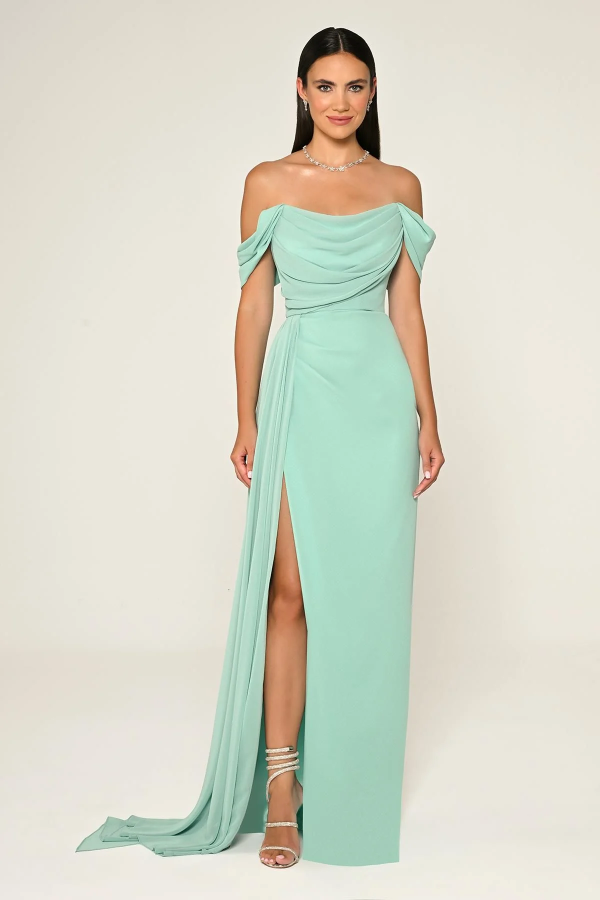 STRAPLEZ YAKA DÜŞÜK KOL YIRTMAÇLI UZUN ŞİFON ABİYE