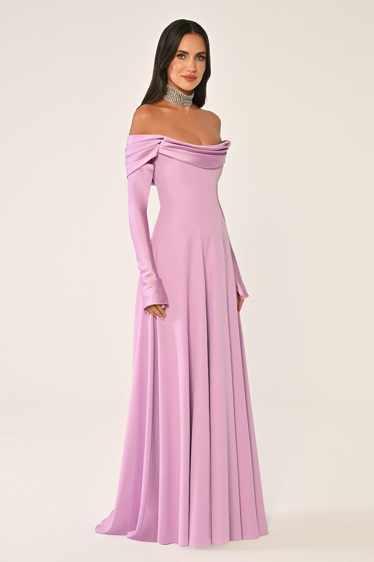 DEGAJE YAKA DETAYLI  KLOŞ  KESİM  KOLLU UZUN ABİYE ELBİSE