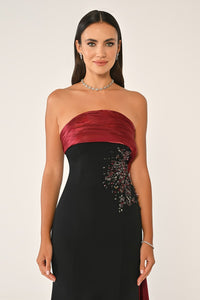 STRAPLEZ ÜSTÜ İŞLETMELİ KUYRUKLU KREP UZUN ABİYE ELBİSE