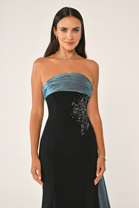 STRAPLEZ ÜSTÜ İŞLETMELİ KUYRUKLU KREP UZUN ABİYE ELBİSE