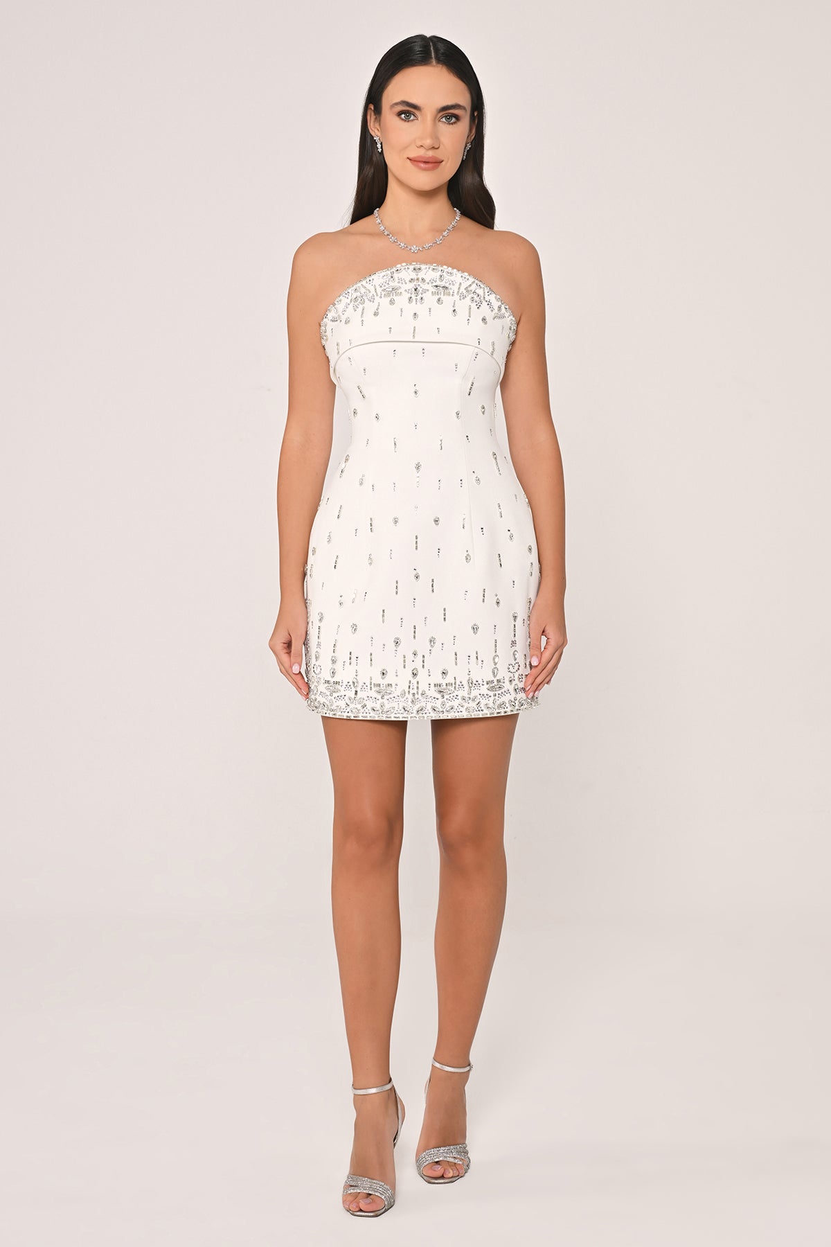 ABİYE STRAPLEZ YAKA TAŞ İŞLEMELİ MİNİ ABİYE ELBİSE