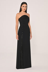 STRAPLEZ BONCUK İŞLEMELİ YIRTMAÇLI UZUN ABİYE ELBİSE