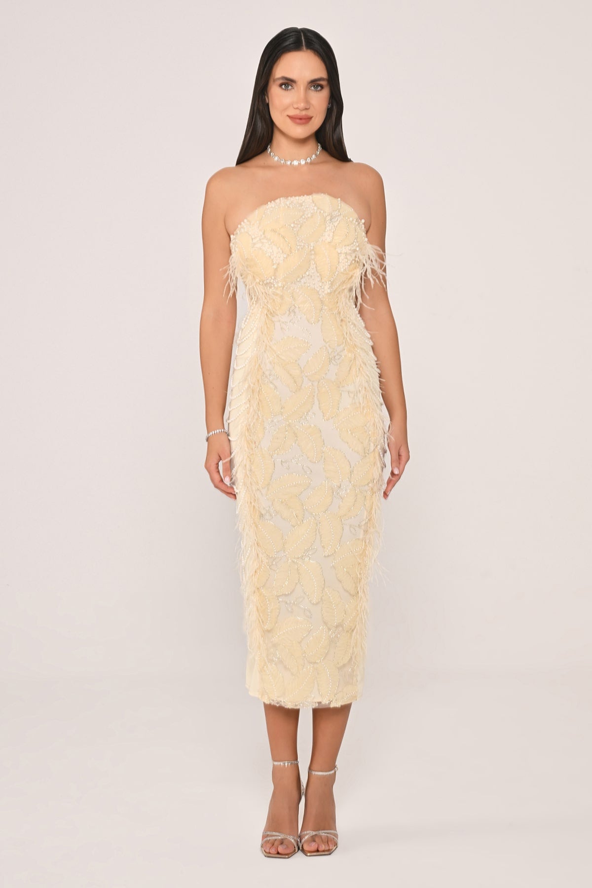 İNCİ VE OTRİŞLİ ÜÇ BOYUT ÇİÇEK DETAYLI MİDİ ABİYE ELBİSE