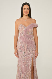 DÜŞÜK OMUZ PAYETLİ  YIRTMAÇLI UZUN ABİYE ELBİSE