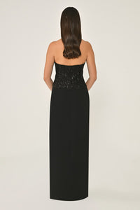 V YAKA ÜSTÜ PAYET ETEĞİ KREP UZUN ABİYE ELBİSE