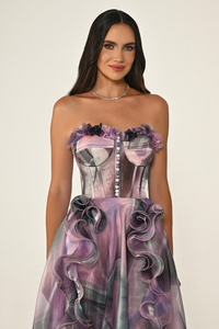 STRAPLEZ KORSE YIRTMAÇLI DESENLİ ORGANZE UZUN ABİYE ELBİSE