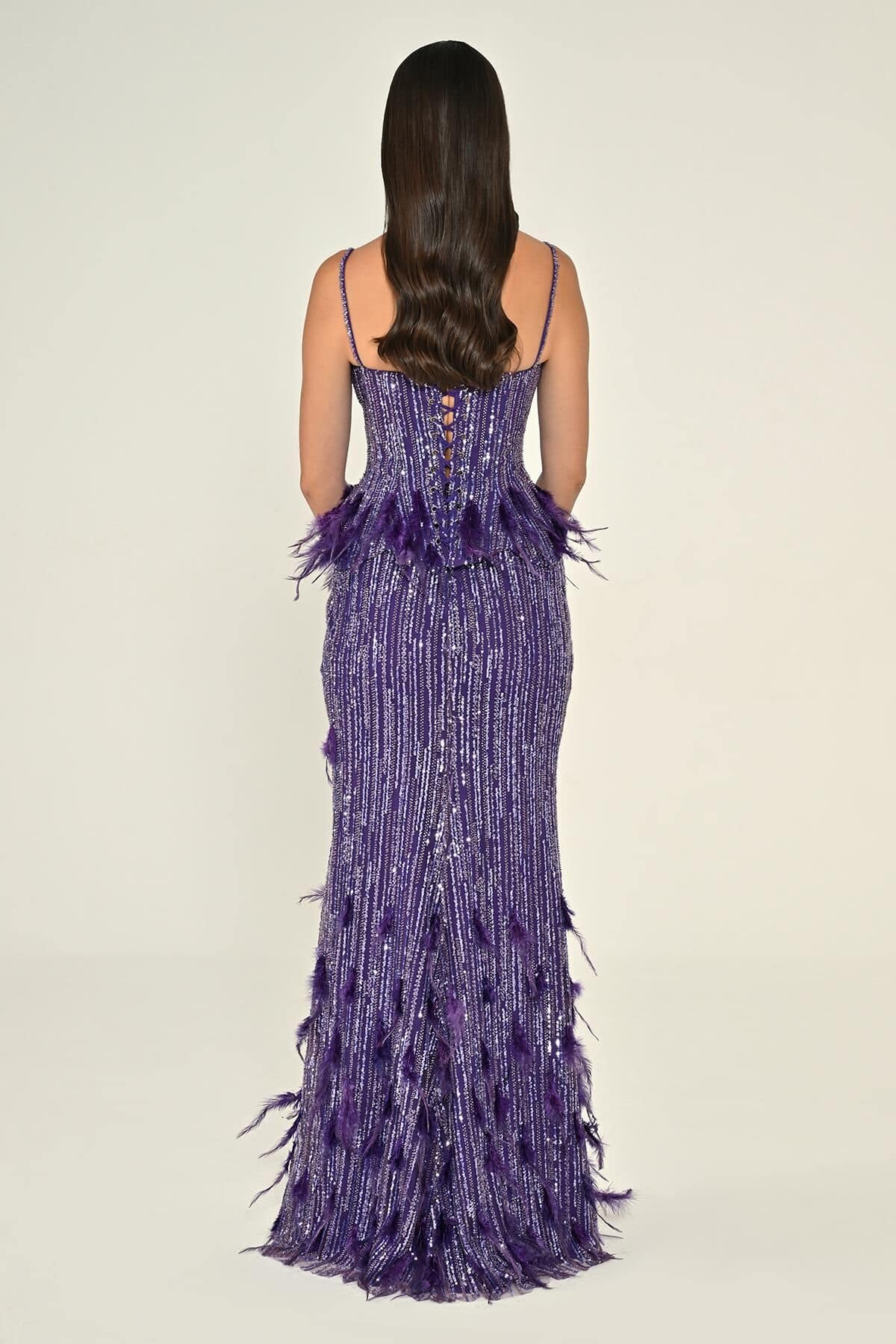 İNCE ASKILI PAYETLİ UZUN ABİYE ELBİSE